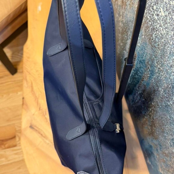 Radley London Pocket Essentials Large - Picture 5 of 8